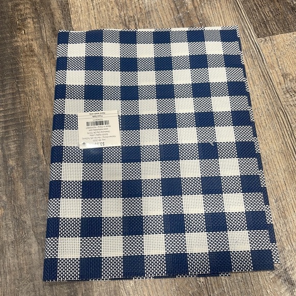 14 items Under plates accessories - Picture 5 of 5